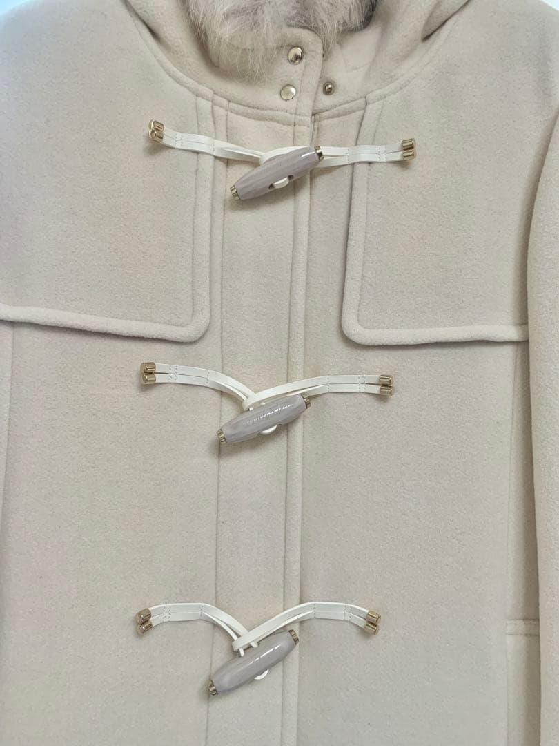 ジルスチュアートホワイト ダッフルコート ファー付き