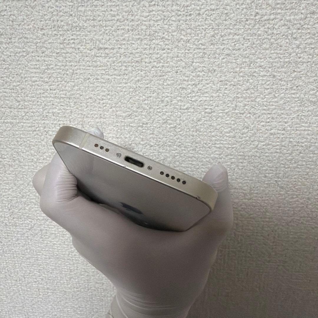 ま*ぬ様 iPhone 13 スターライト256GB（SIMフリー・残債なし）