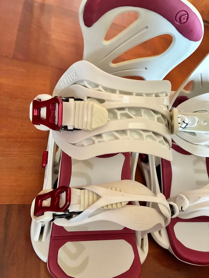 【美品】FLUX GS スノーボード ビンディング 国内正規品　白／花柄XS