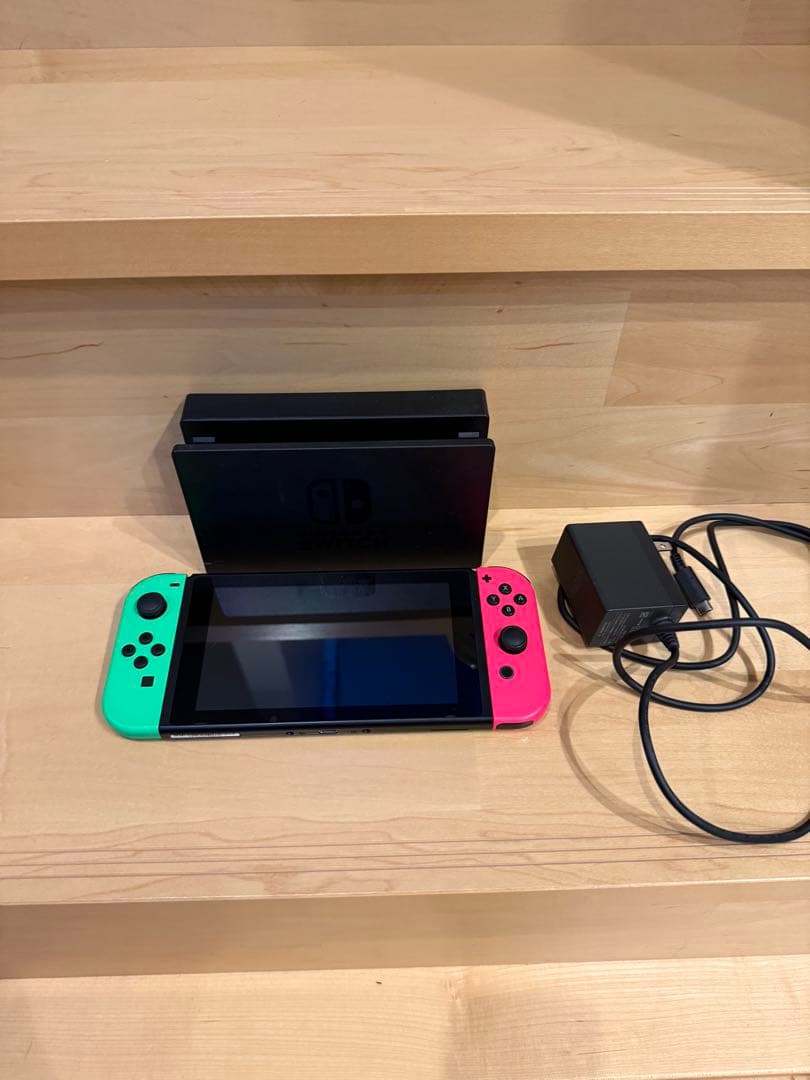 Nintendo Switch 本体 赤/緑 Joy-Con