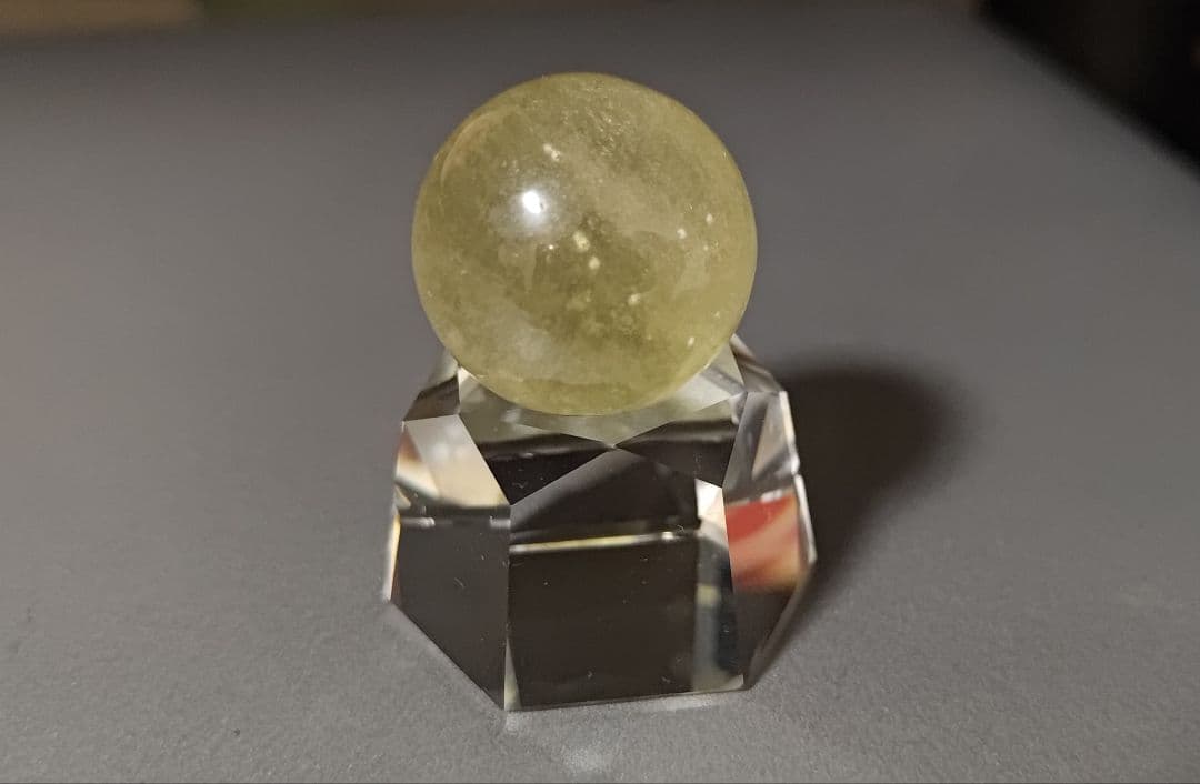 リビアングラススフィア20mm 台座、保証書付き