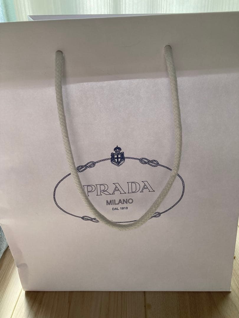 【廃盤品】 PRADA　ジュエリー ボックス　ポーセリン　箱有　新品未使用　陶器