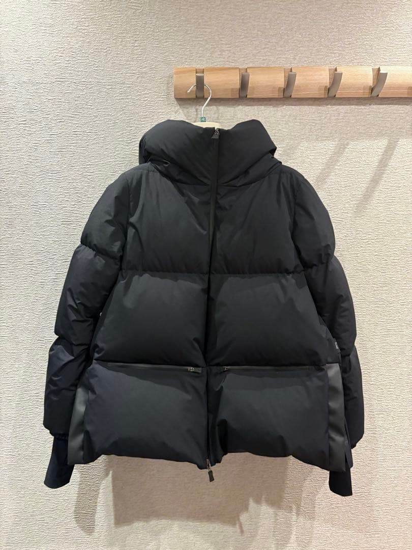 ヘルノ　ラミナー　CAPE ダウンジャケット　GORE-TEX 40