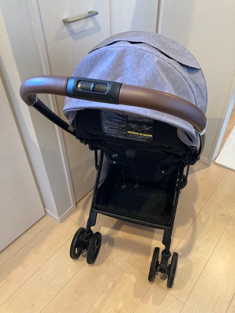 Aprica ベビーカー ルンルン　グレー