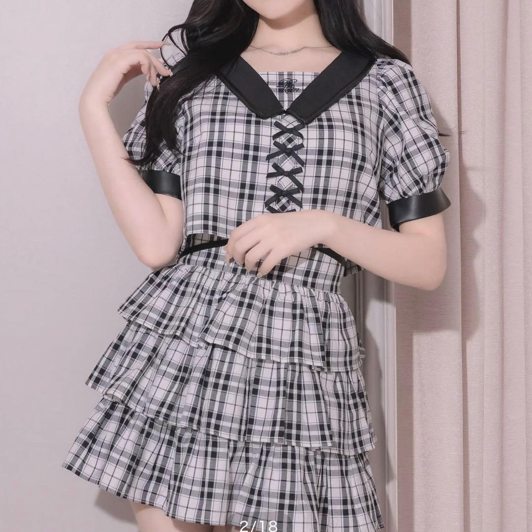 pium レザーパイピングフロントリボントップス