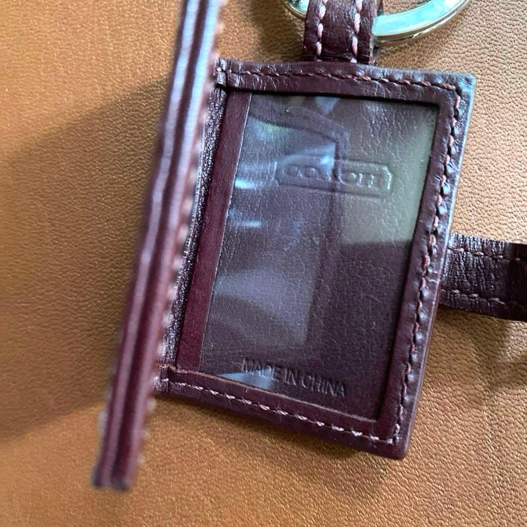 COACH ダークパープル キーホルダー　写真入れ