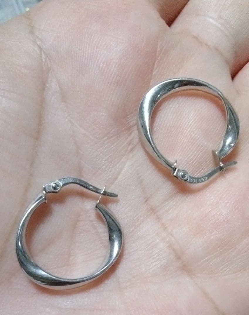 マ*リ様 k10ピアス