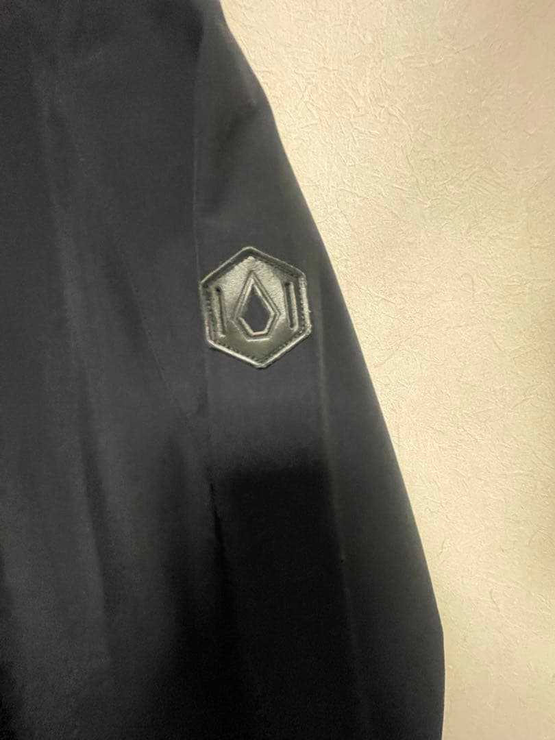 週末までお値下げ　VOLCOM GORE-TEX 黒ジャケット