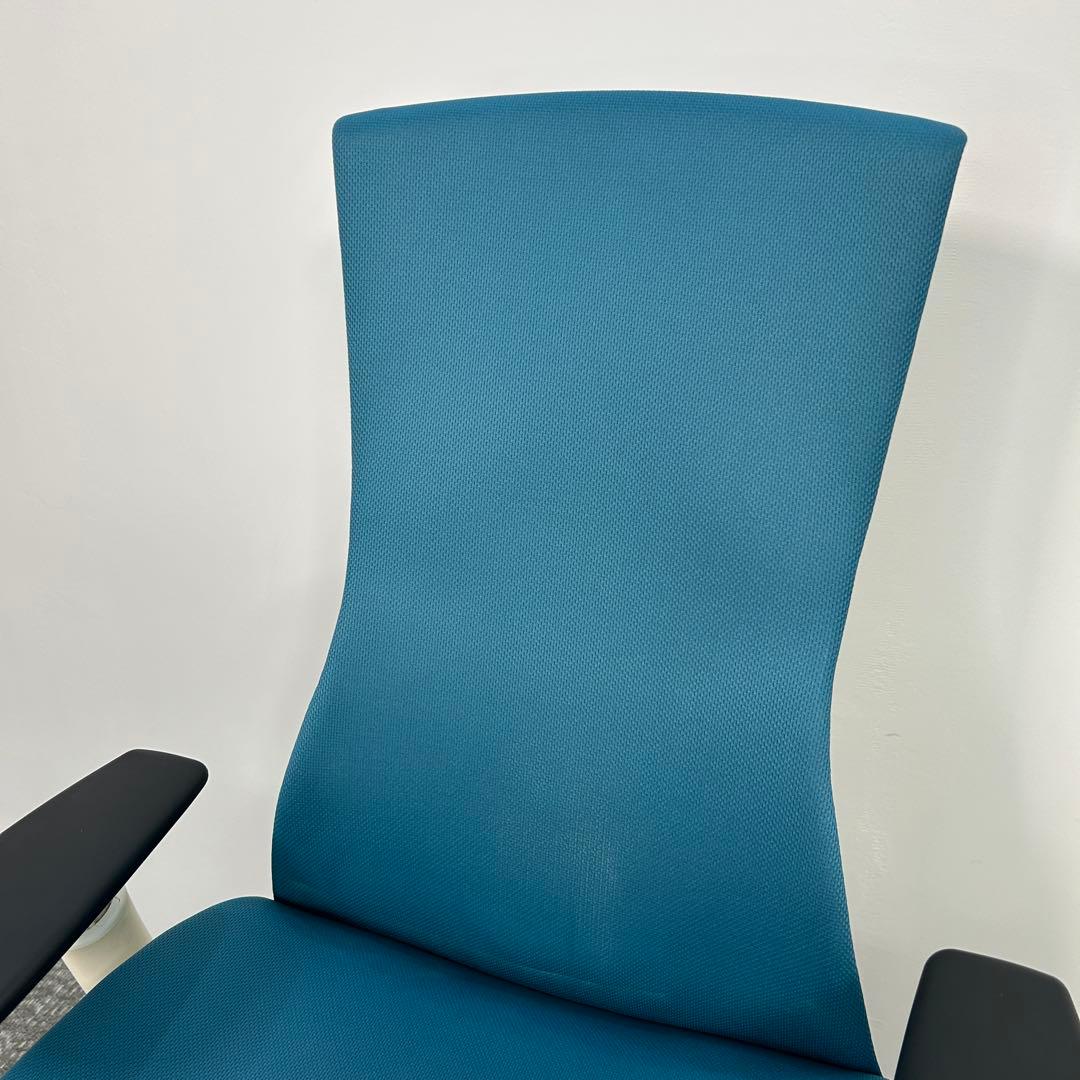 P エンボディチェア 最高級 ハーマンミラー ブルー系Embody