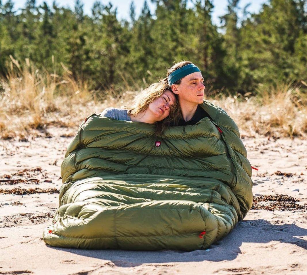 パヤク 新品 700FP PAJAK QUEST 4two 高級二人用寝袋/寝具