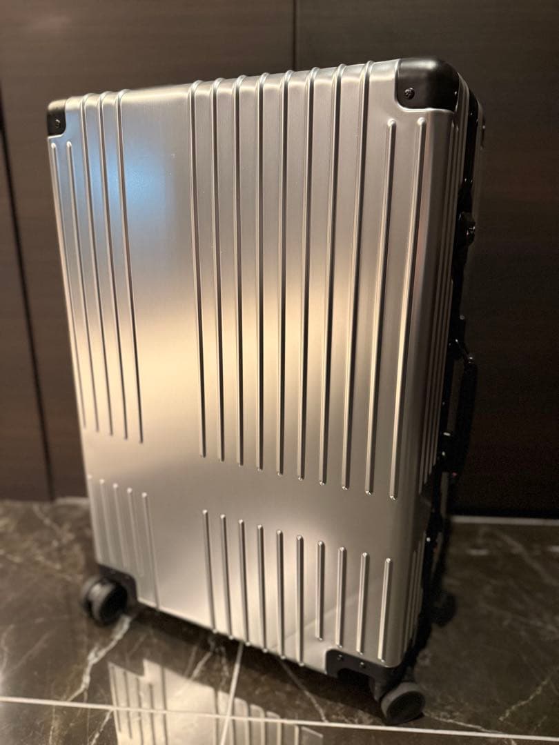 innovator イノベーター アルミ 70ℓ メタル シルバー ブラック