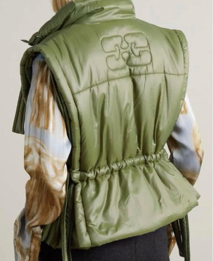 GANNI ダウンベスト