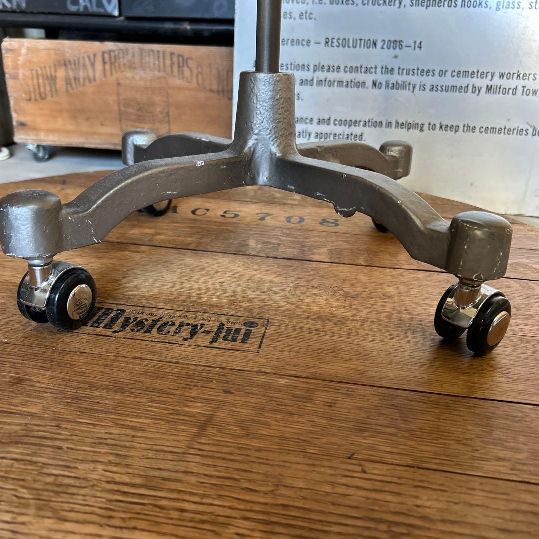 インダストリアル サークルハンガー アイアンラック シャビー ヴィンテージ