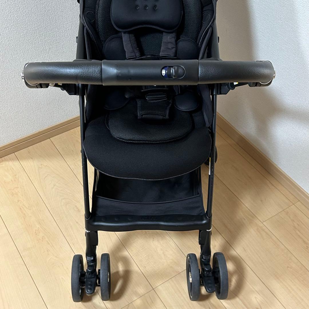 アップリカ ラクーナクッションフリープラス レザーハンドル 2023年モデル