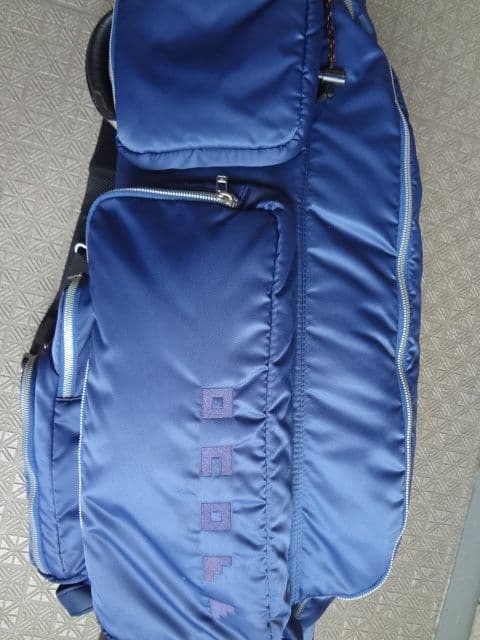 くぼっち様 オノフ / ONOFF 9.5型 キャディバッグ (OB0420)