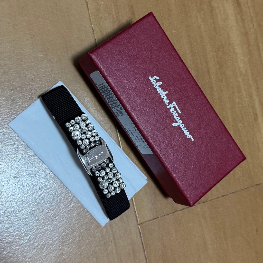 Ferragamo バレッタ