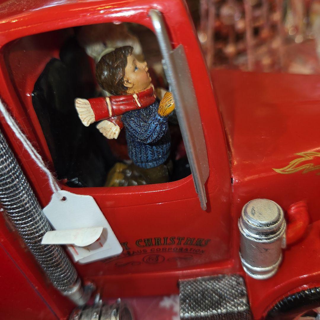 クリスマス装飾 赤いトラックオルゴール サンタクロース