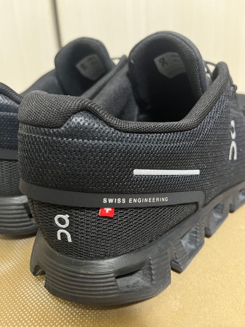 on cloud5 ブラック28cm