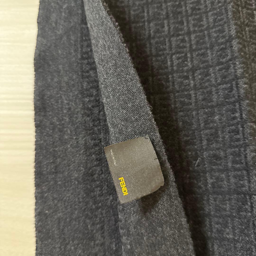 イタリア製　FENDI ブラック ストール　男女兼用