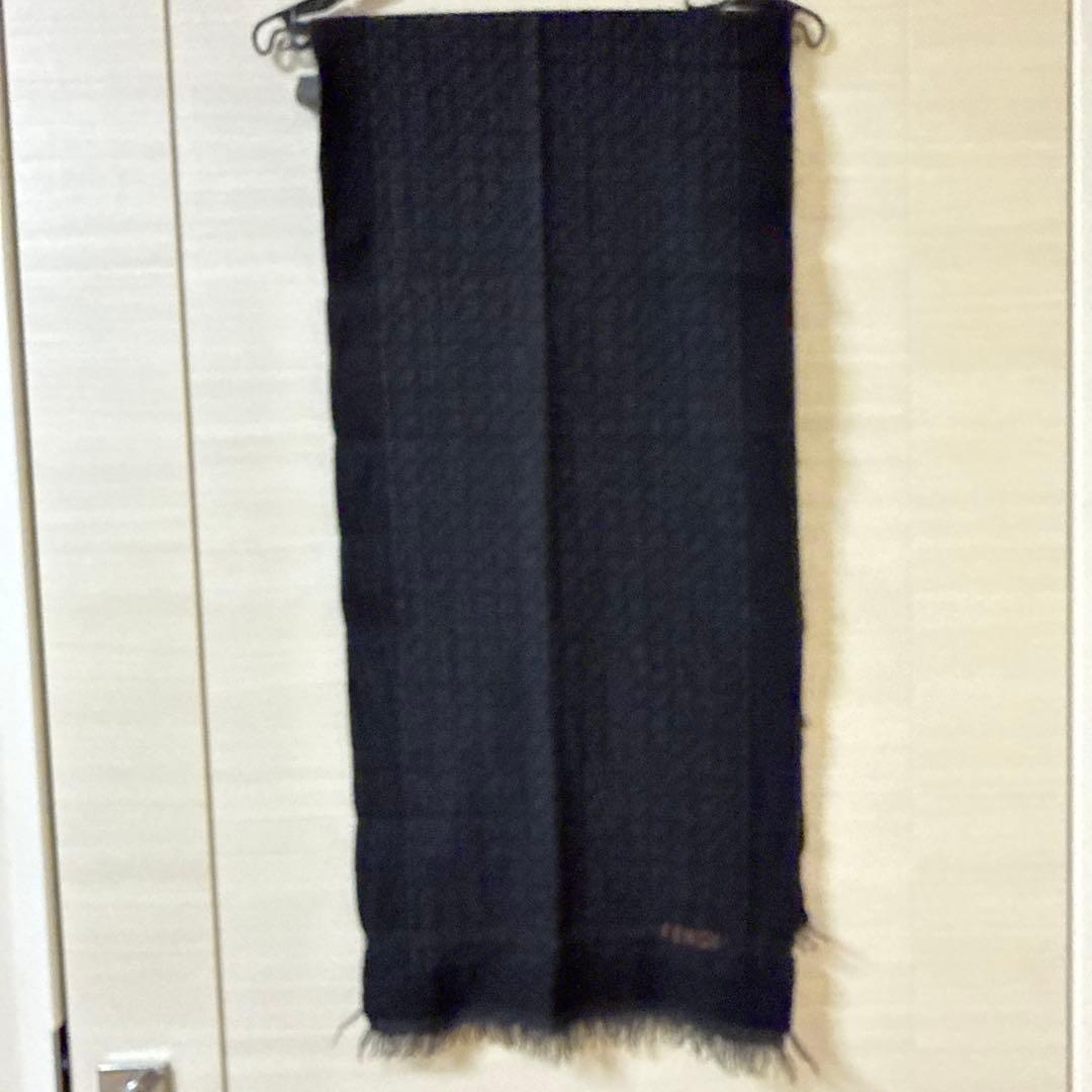 イタリア製　FENDI ブラック ストール　男女兼用