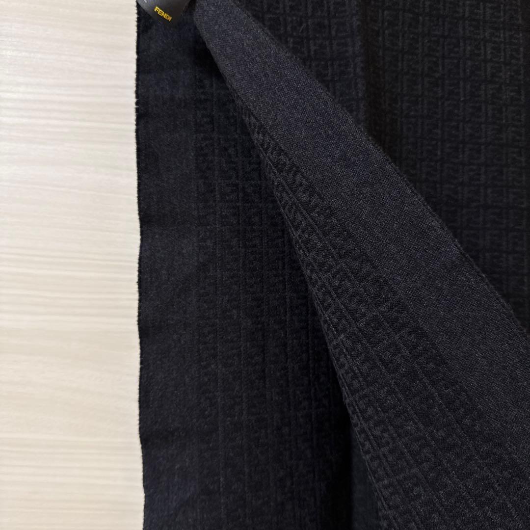 イタリア製　FENDI ブラック ストール　男女兼用
