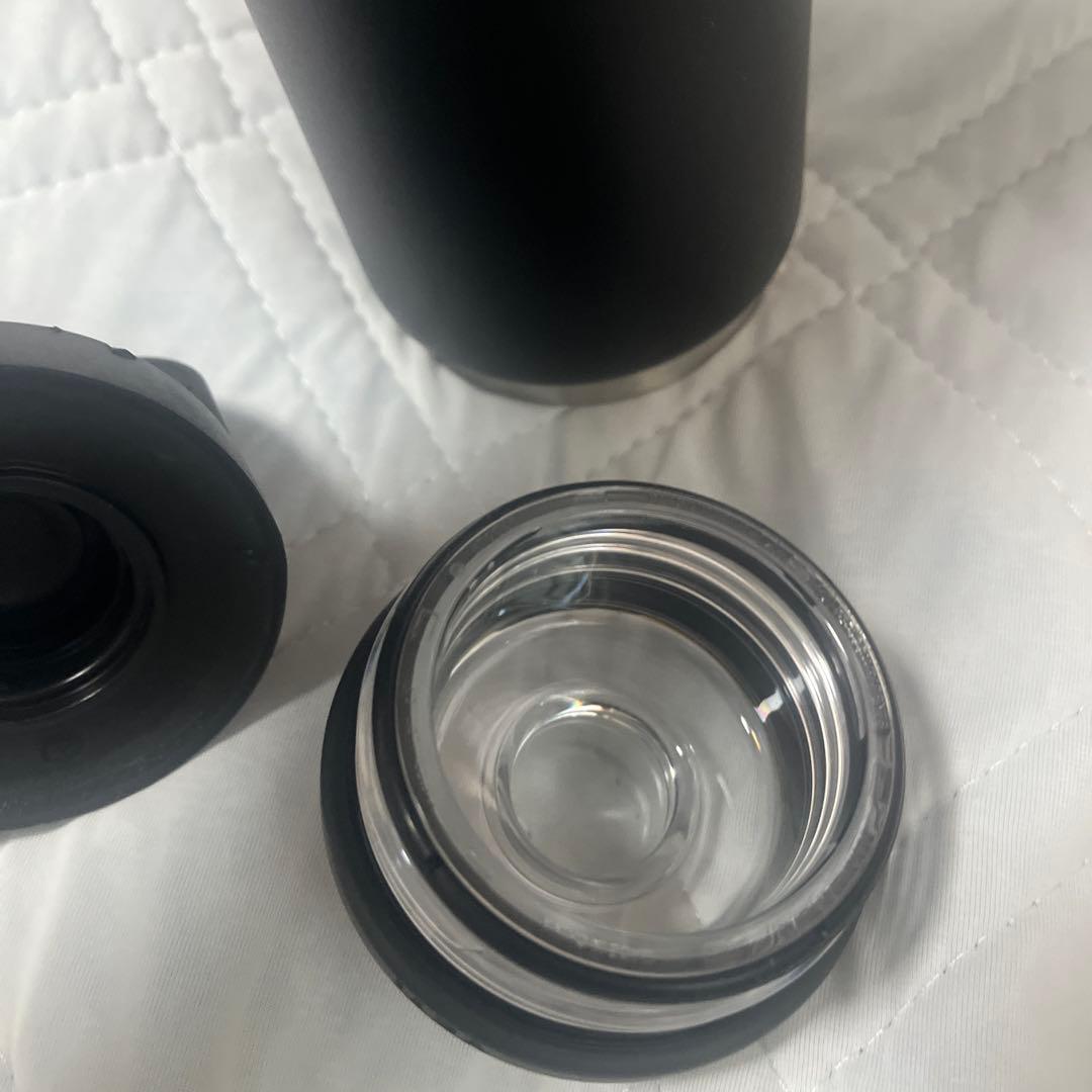 超希少！イエティとモンスターのコラボ水筒です。