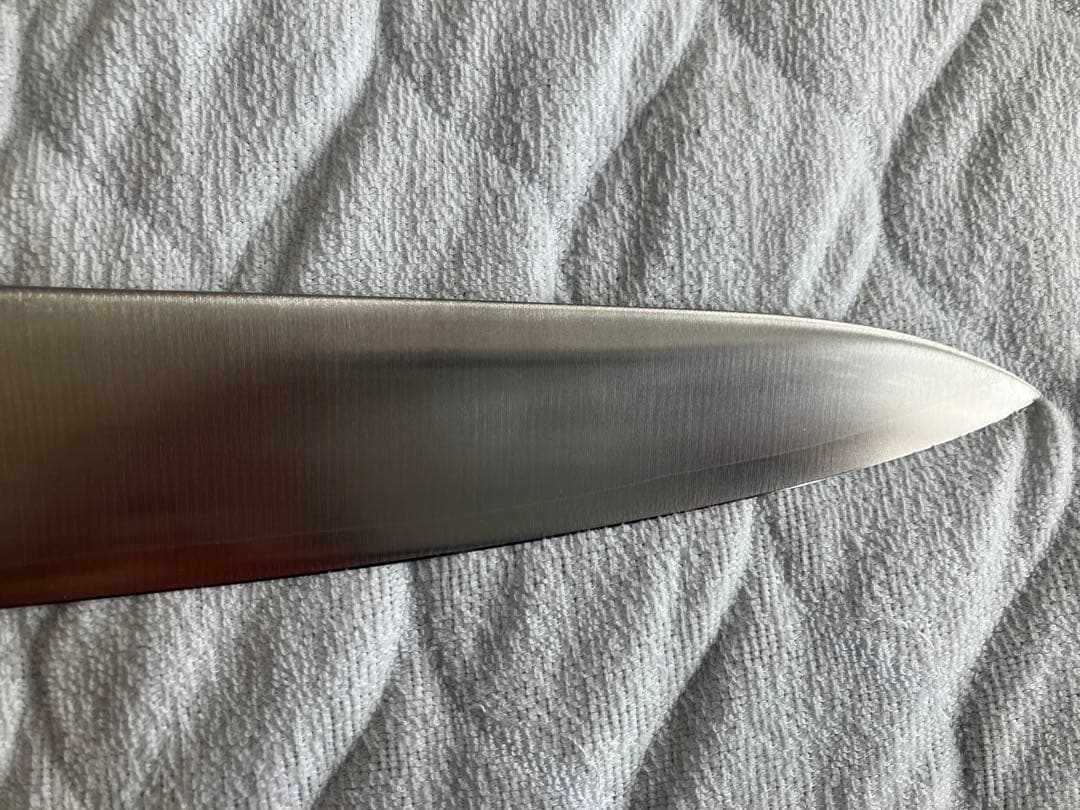 K*様 TOJIRO PRO 牛刀　新品は240mm F-890 研ぎ直し＆再刻