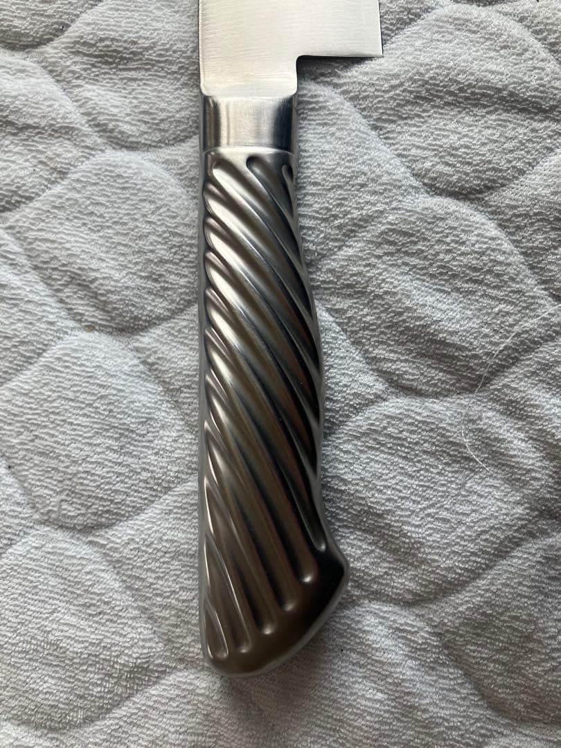 K*様 TOJIRO PRO 牛刀　新品は240mm F-890 研ぎ直し＆再刻