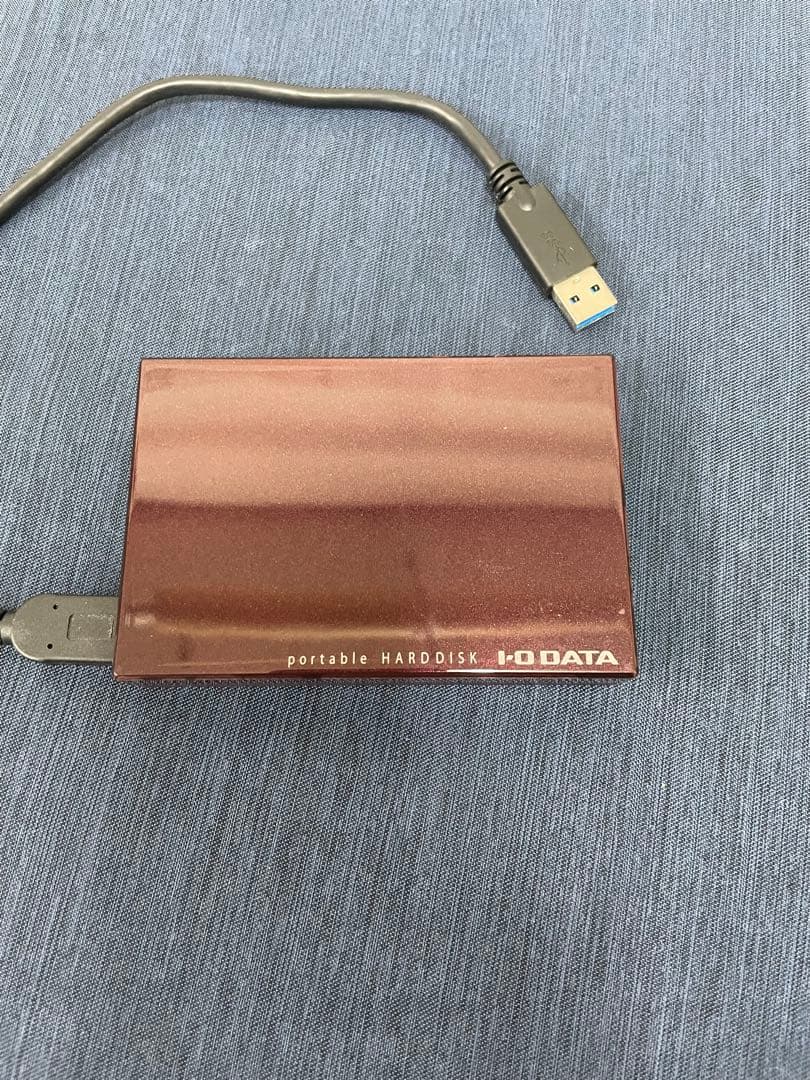 IODATA HDPC-UT2DBBR ボルドー　ポータブルハードディスク2TB