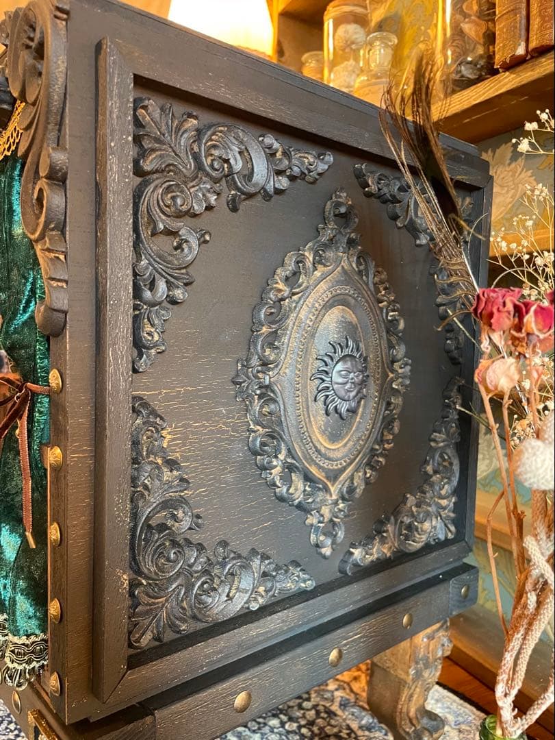 アンティページ　劇場型ドールハウス