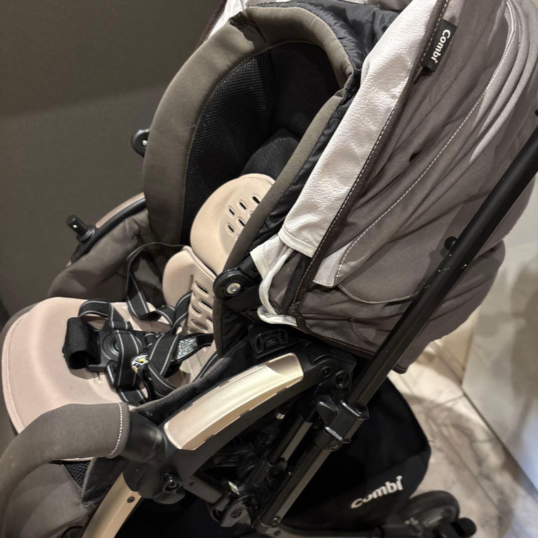 コンビ ベビーカー アンブレッタ 4キャス エッグクッション　セピアブラウン