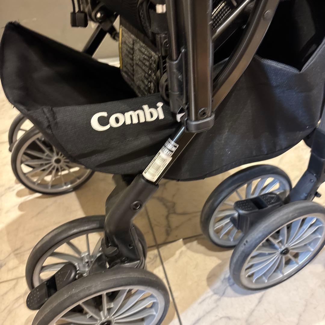 コンビ ベビーカー アンブレッタ 4キャス エッグクッション　セピアブラウン