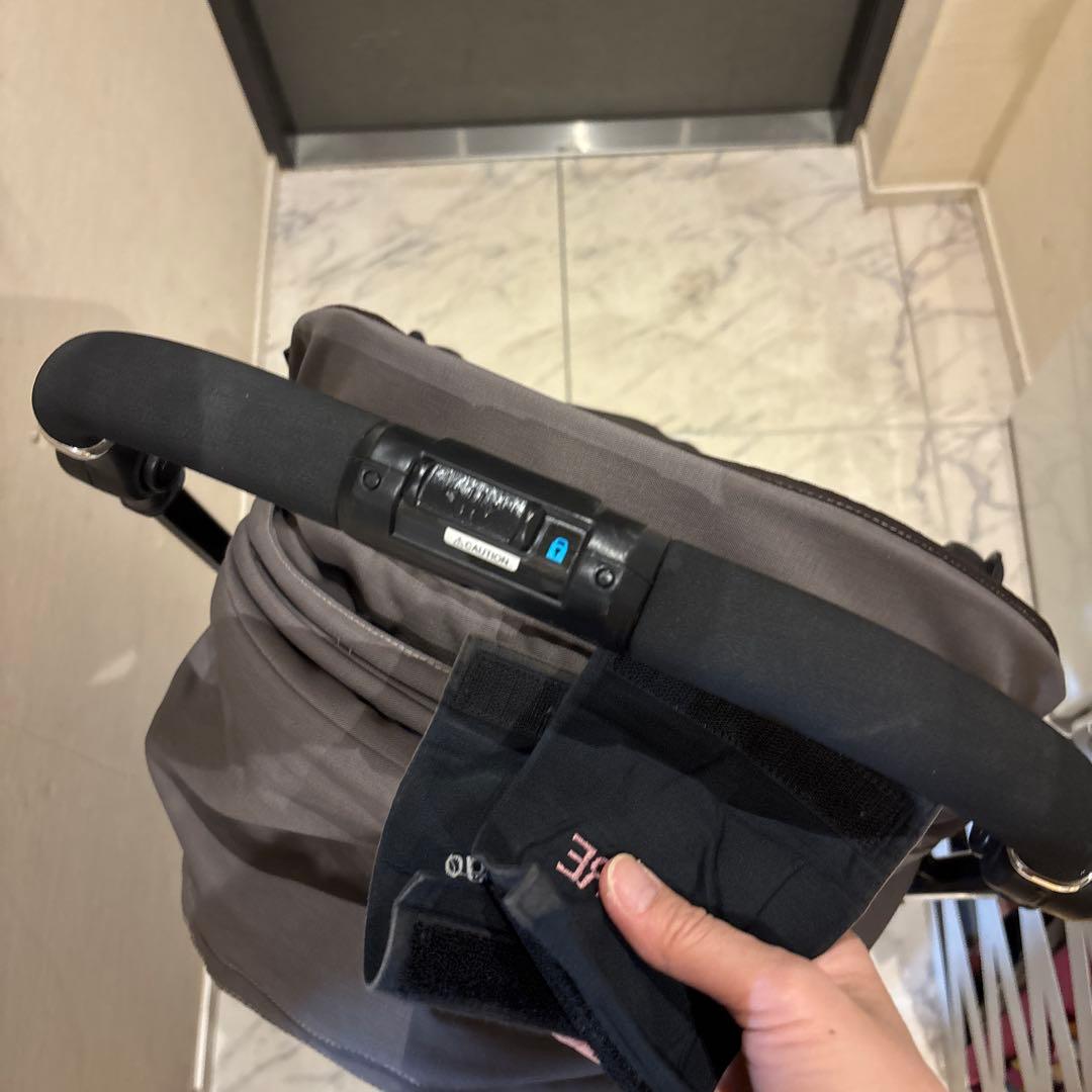 コンビ ベビーカー アンブレッタ 4キャス エッグクッション　セピアブラウン