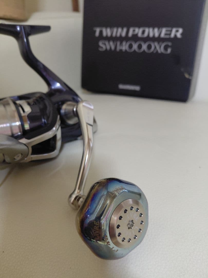 美品　21ツインパワーSW14000XG リブレ PT48ノブ