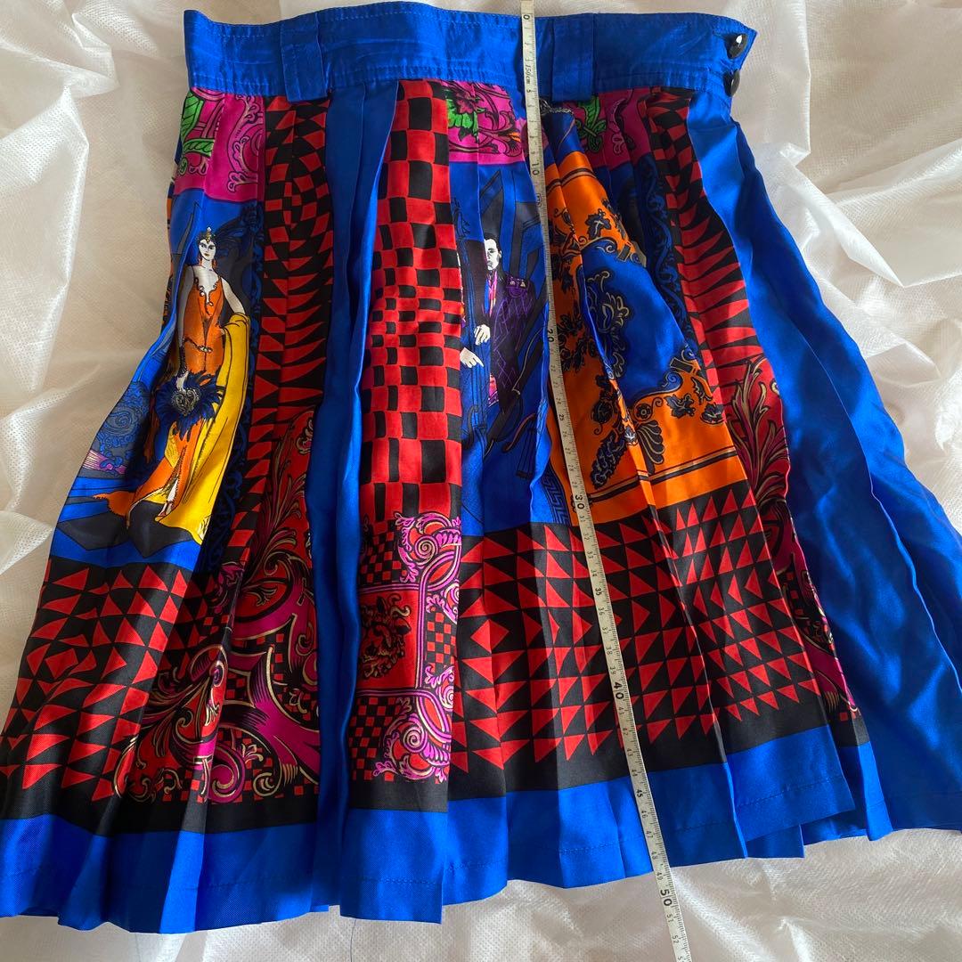 【ヴィンテージ】Versace ジャンニヴェルサーチスカート　シルク