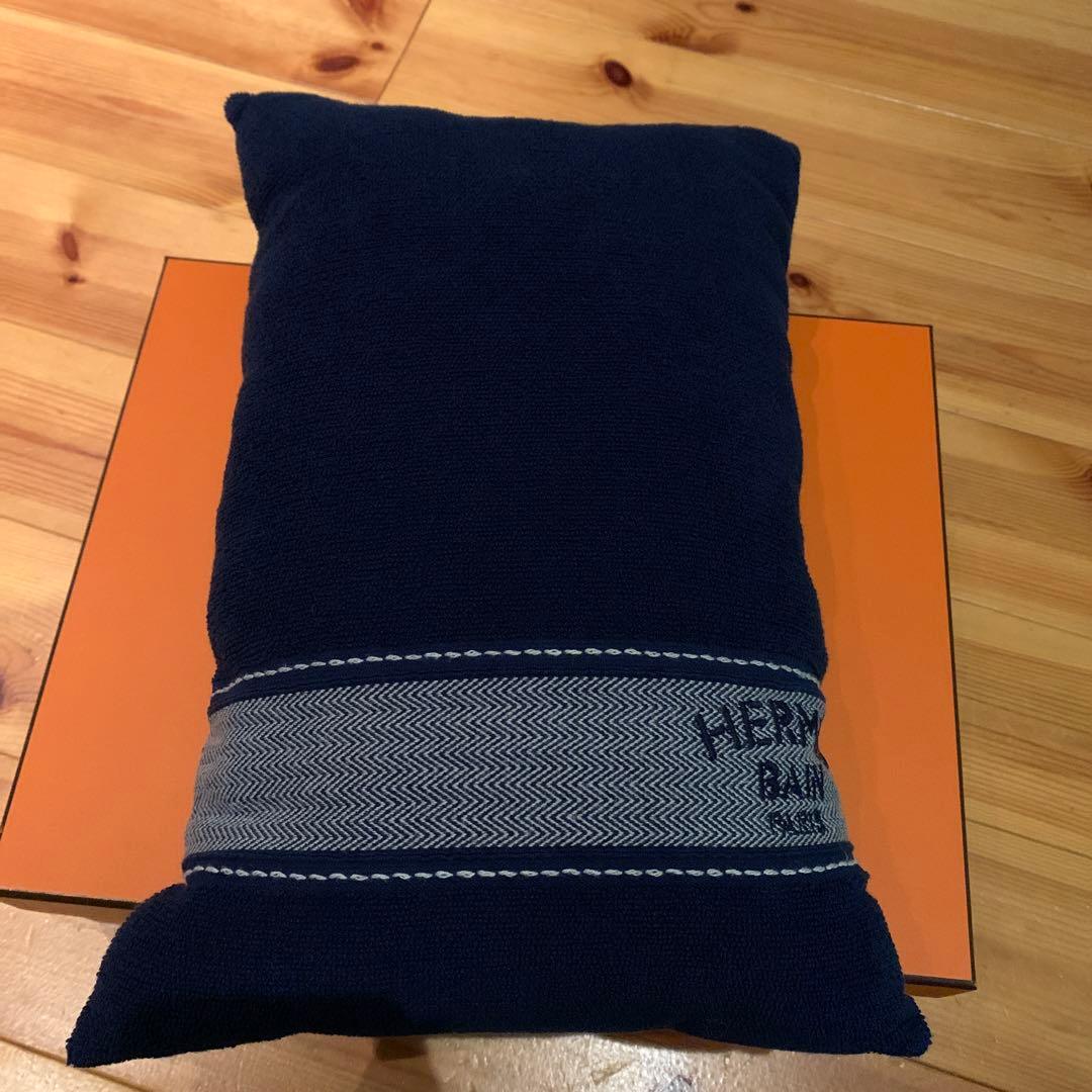 未使用　HERMES ビーチクッション　ヨッティング　ネイビー
