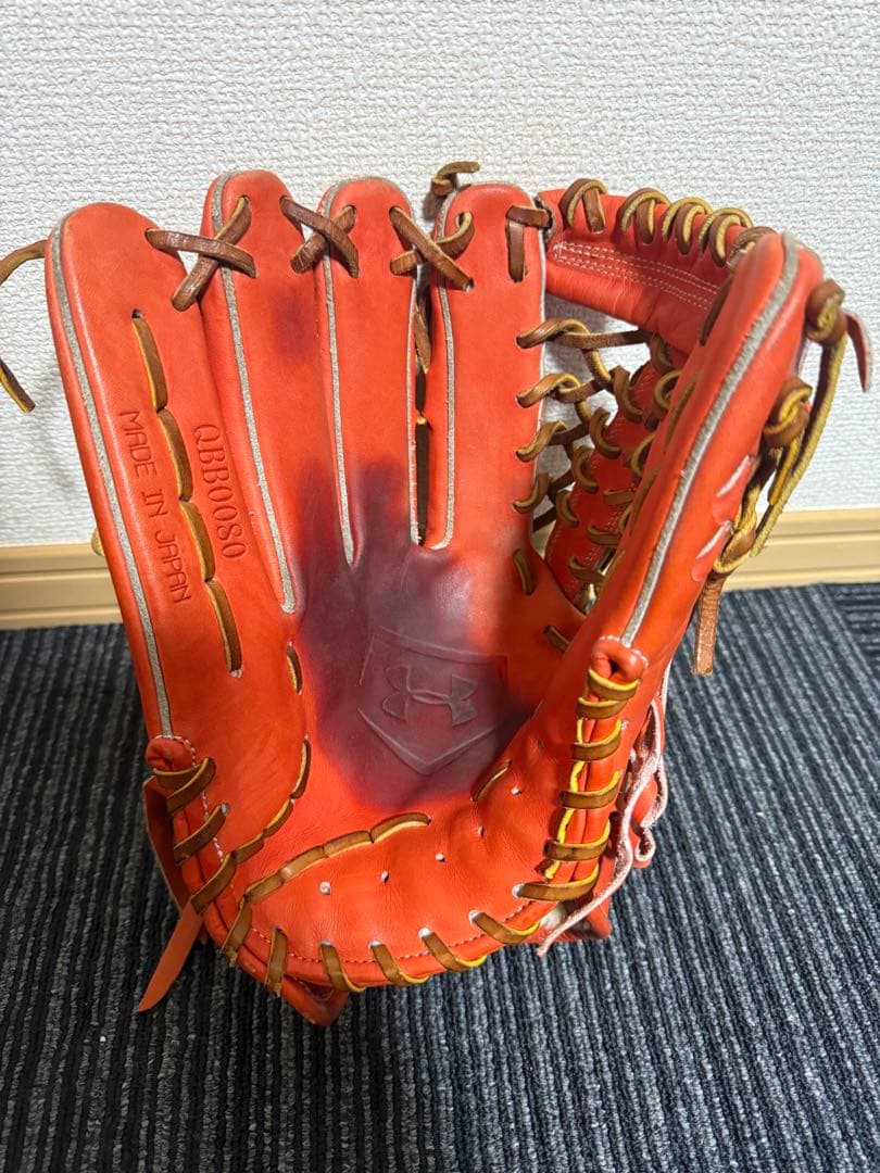 アンダーアーマー　左投げ　外野手　柳田モデル