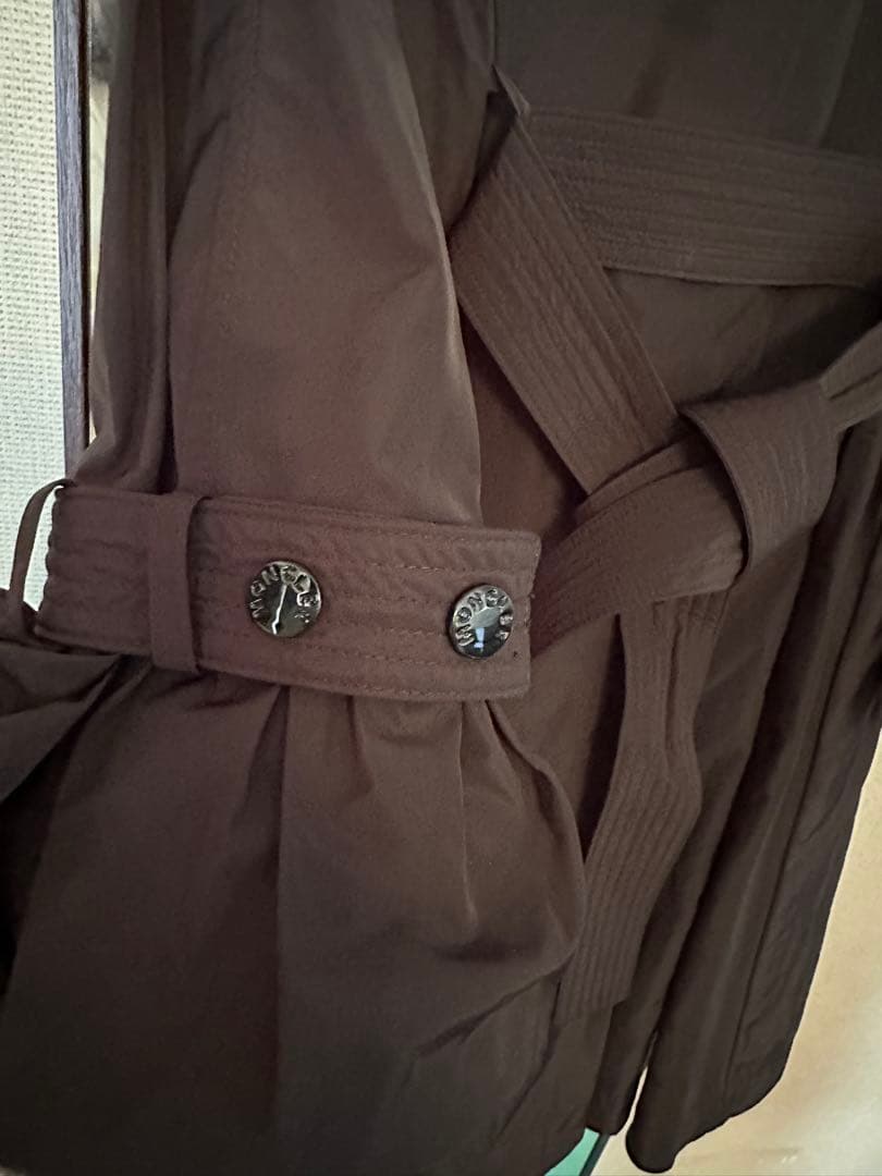 シナ吉です‼️モンクレール　レディース　スプリングコート　トレンチコート