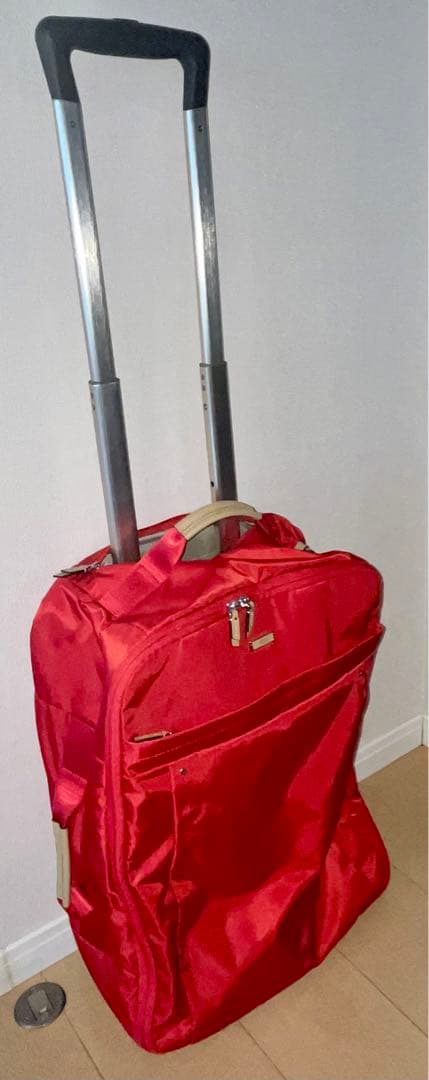 TUMI トゥミ ナイロン　コンパクト・ キャリーケース ソフトシェルレッド