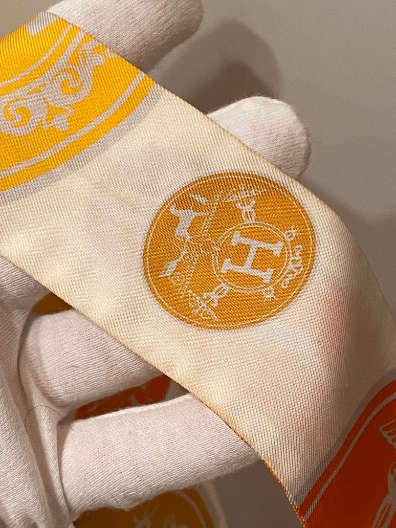 HERMES シルクスカーフ オレンジ/イエロー