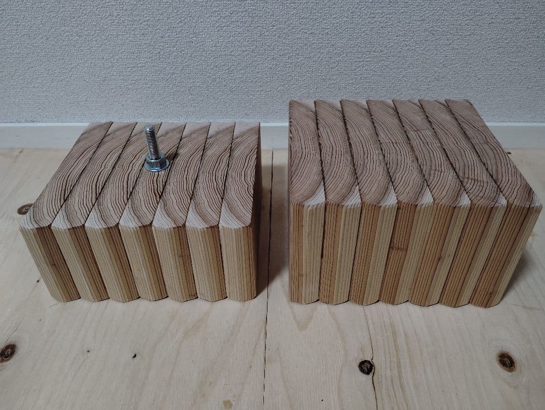 籾摺り機(小型、回転軸ボルトタイプ)