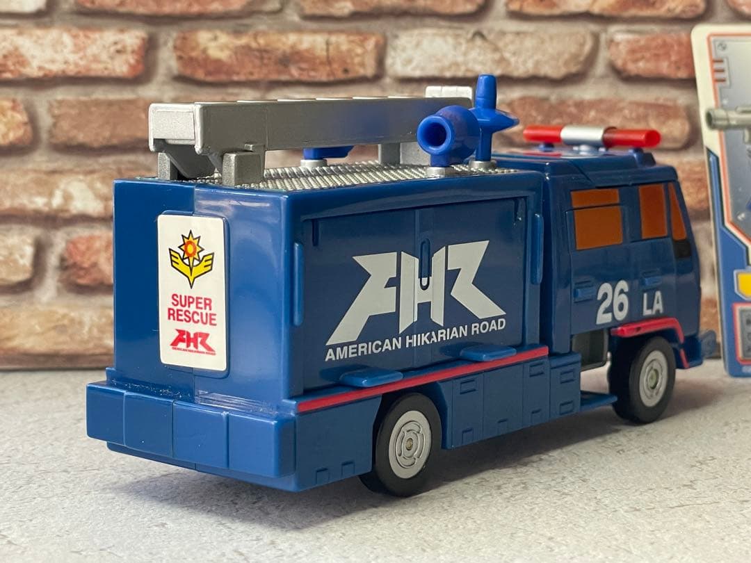 ヒカリアン　AHRレスキュー トミー