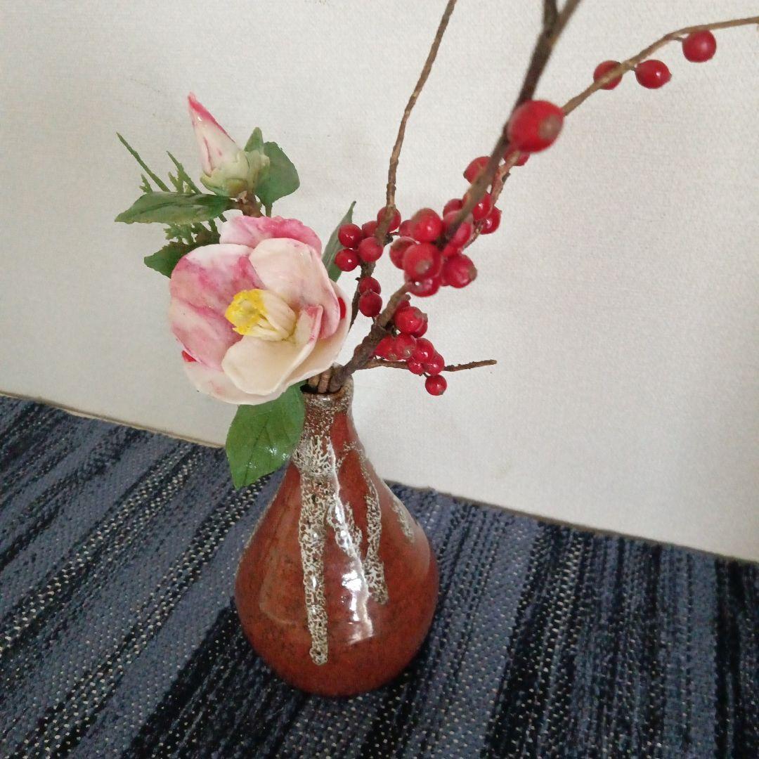 専用 淡いピンクの2本立ち胡蝶蘭 山茶花アレンジ クレイフラワー