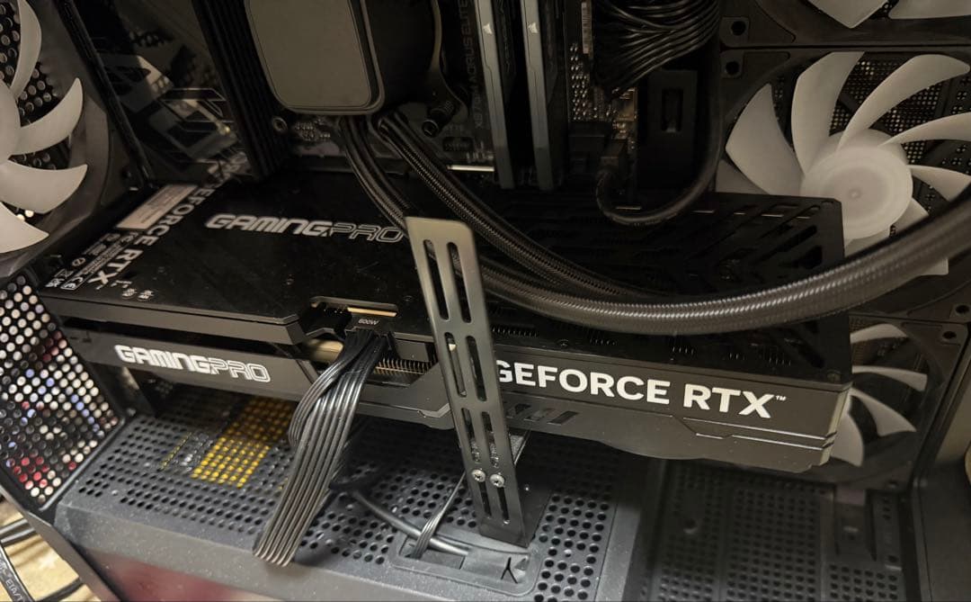 グラフィックボード・グラボ・ビデオカード Palit GeForceRTX 5070Ti GamingPro-S 16GB