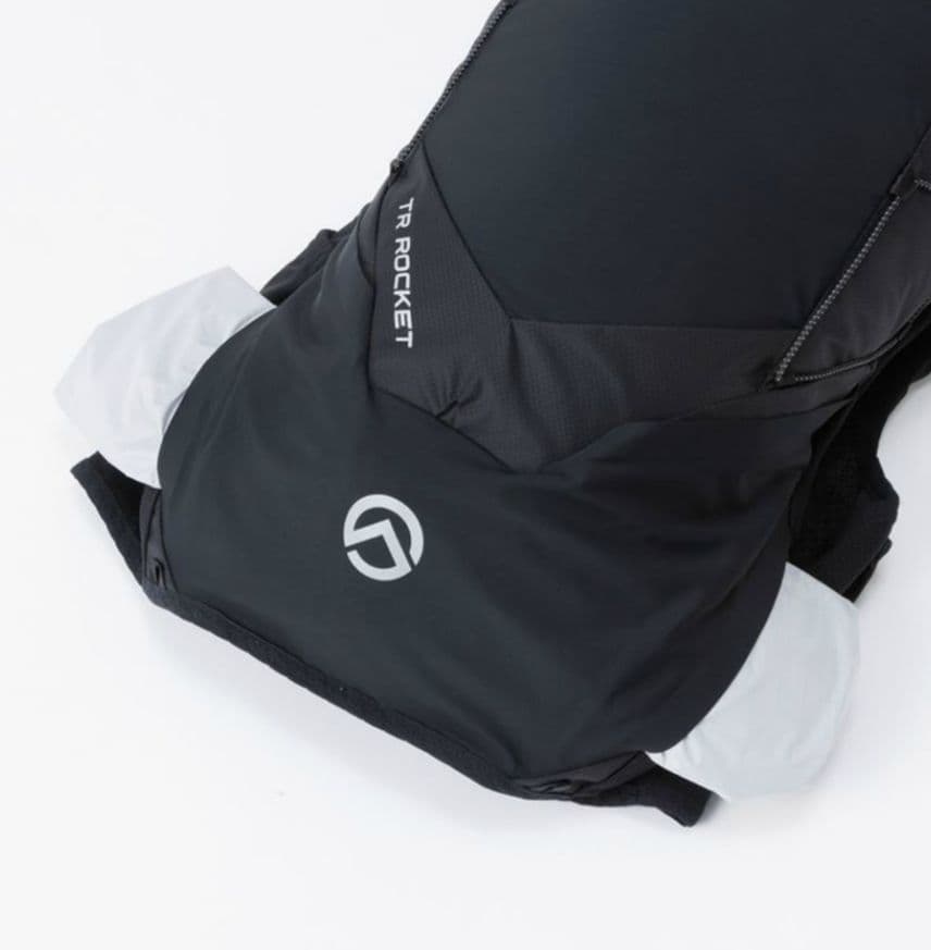 TR　ROCKET 　15L　Mサイズ　トレラン　 バックパック