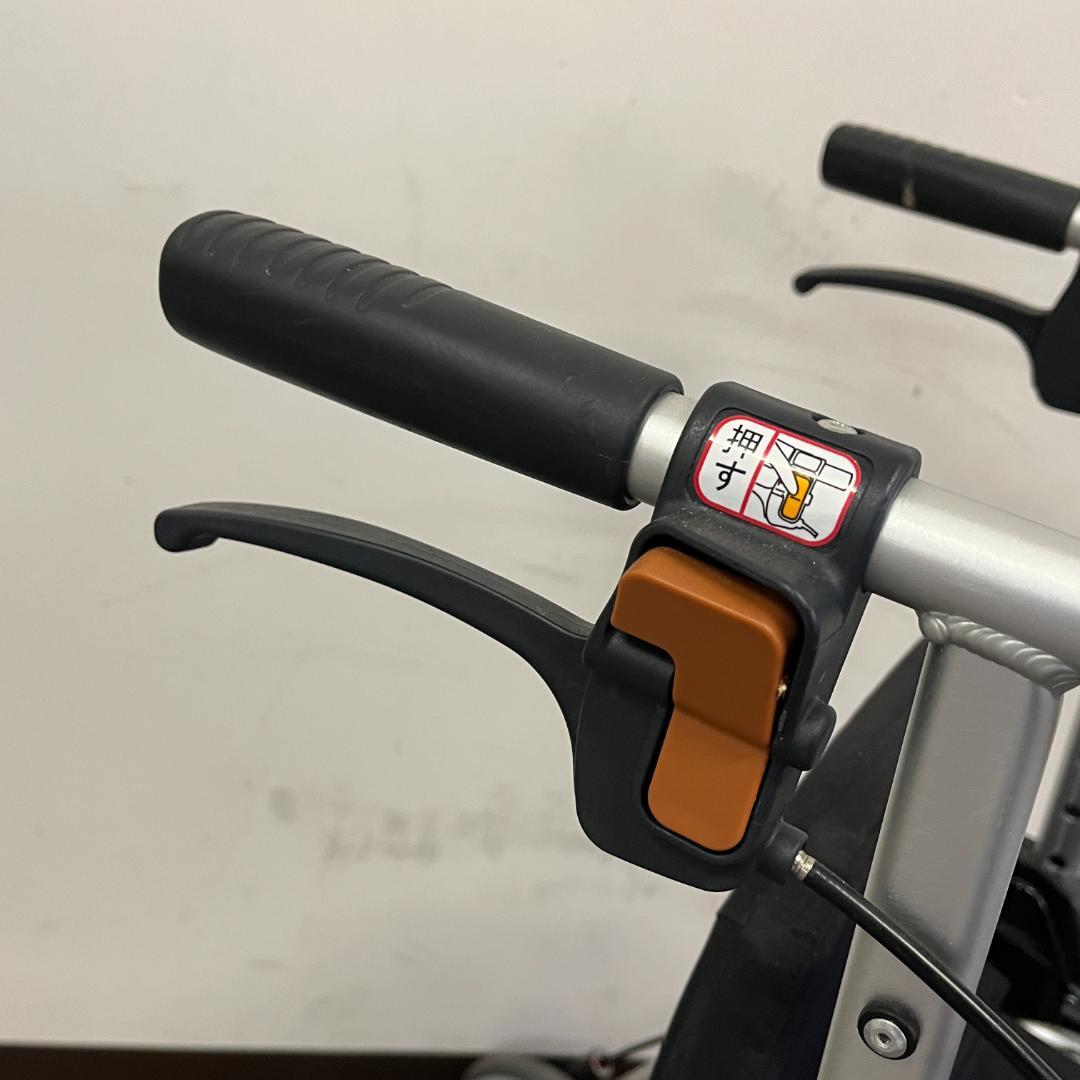 68 WAW07 TacaoF シルバーカー 折りたたみ 歩行車 ワゴンタイプ