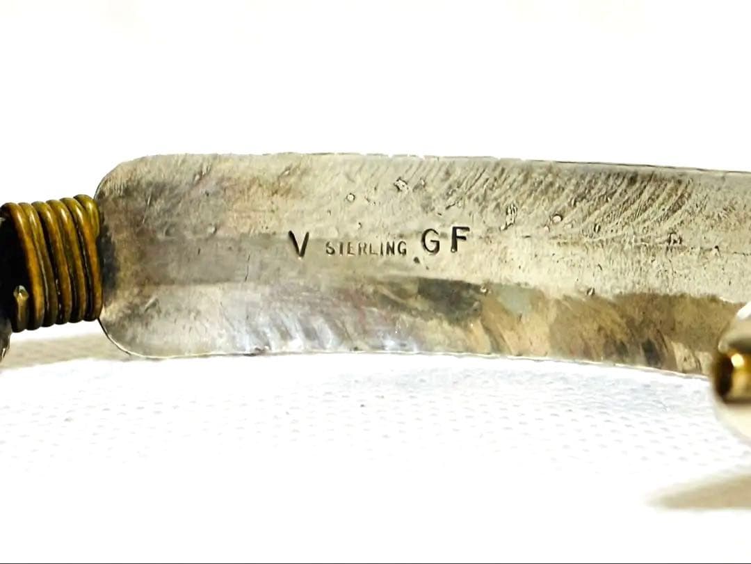 ナバホ族　ヴィヴィアンジョーンズ　バングル　フェザー　金張り　スターリング