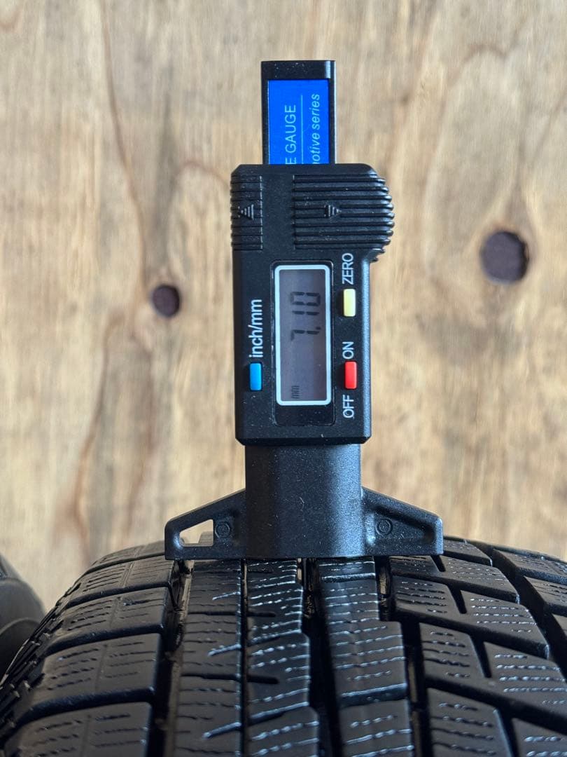 タイヤ・ホイール (506)155/65R14 YOKOHAMA ICE GUARD IG60