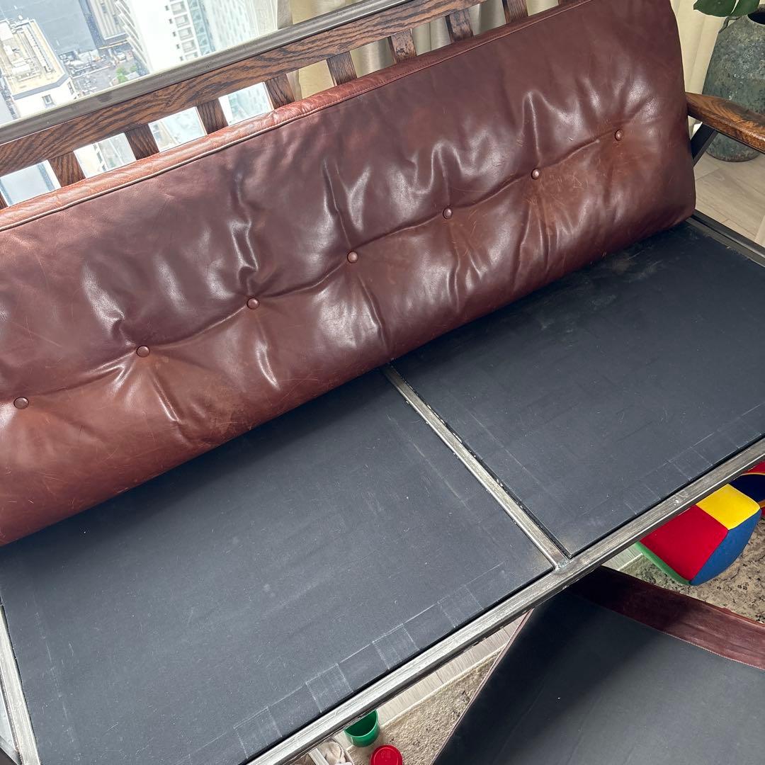 ダークブラウン レザー 2人掛けソファ　クッション付き　ヴィンテージ風