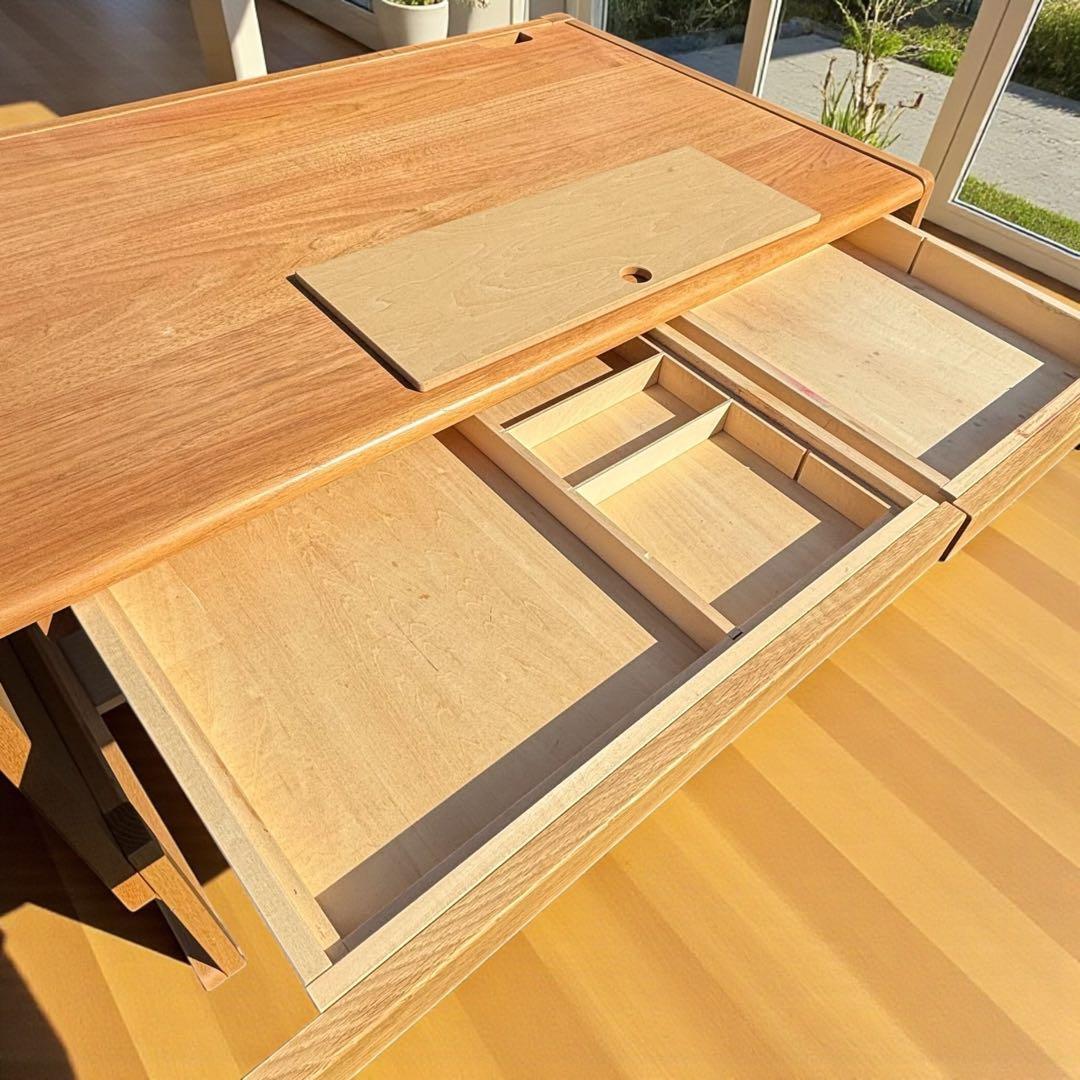 天然木・美品✨カリモク ベネッセ✨ 成長学習デスク ナチュラル 日本製 安心設計